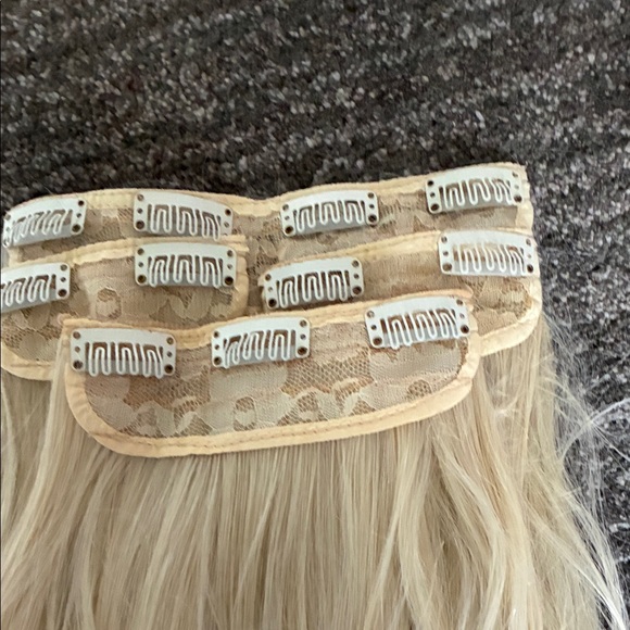 Blonde Hair Extensions - Picture 3 of 8